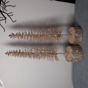 Bottle Brush Style Christmas Winter Tree Wood Base Mantle Tabletop Glitter Chic